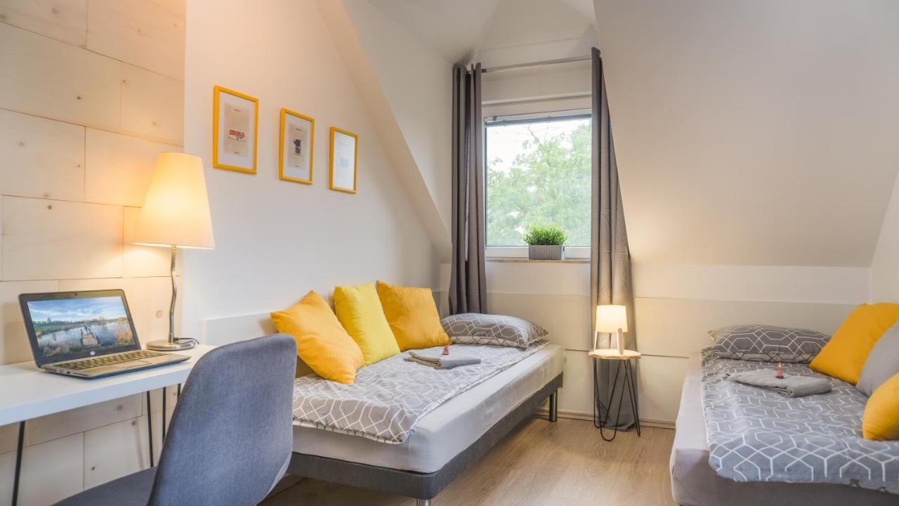 Luxury Studio 24 Győr Buitenkant foto