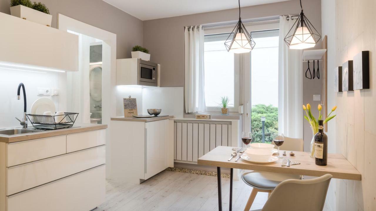 Luxury Studio 24 Győr Buitenkant foto
