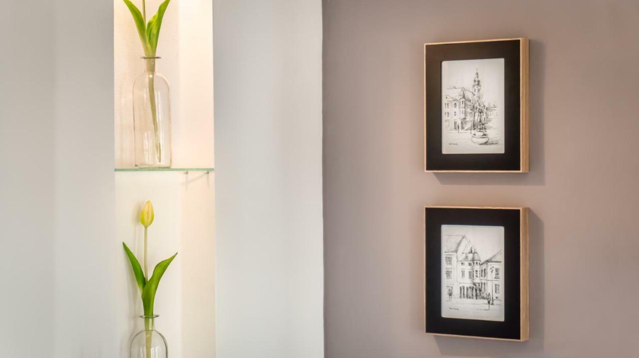 Luxury Studio 24 Győr Buitenkant foto